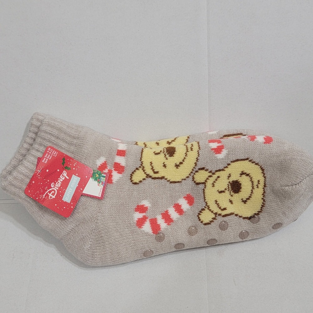 Disney Winnie the Pooh‎ Candy Cane Christmas Cozy Fuzzy Ankle Slip Socks Women's